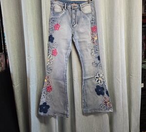 Embroidered Floral Women's Flare Jeans
